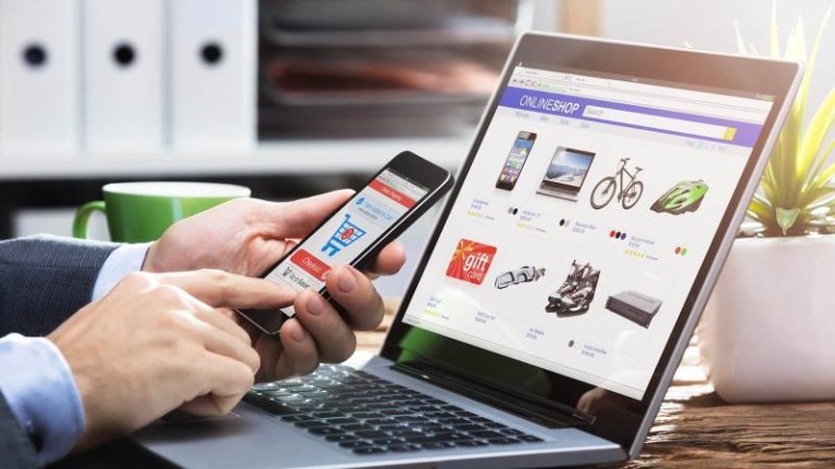 Will XRT (Retail) Sink or Soar? Here’s What the Charts Say